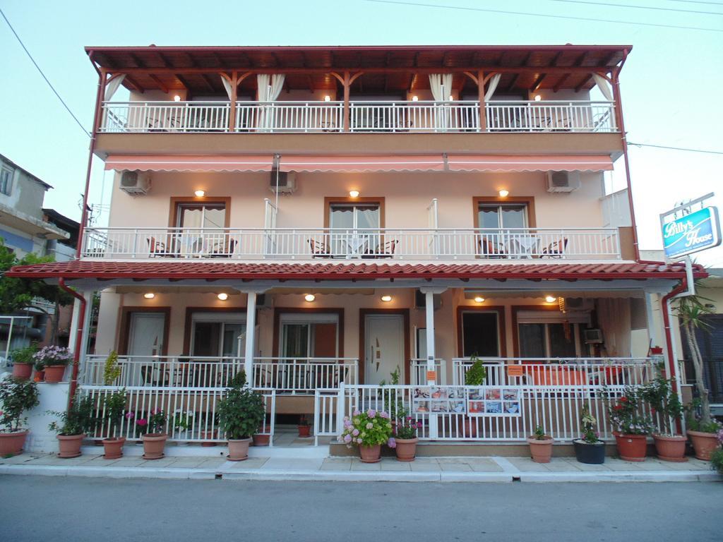 Billy's House Sarti